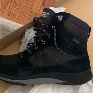 LL Bean snow sneaker